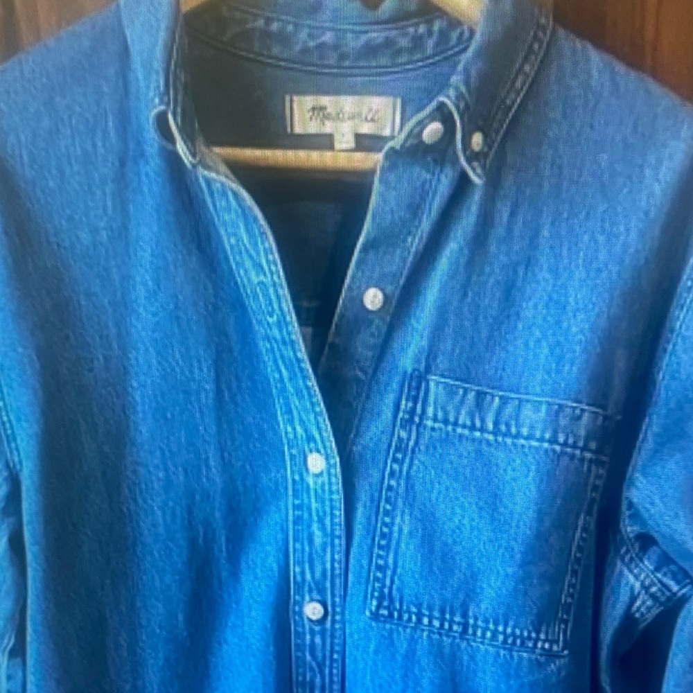Madwell Light Blue Denim Button-Down Shirt